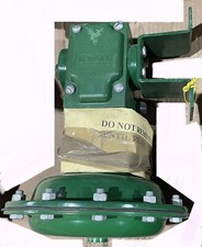 FISHER CONTROLS 1052 VALVE ACTUATOR SIZE 20 PDTO 90DEGREE picture