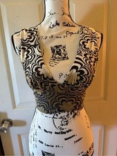 Urban Outfitters Gold and Black Floral-Patterned Cropped V-Neck Tank picture