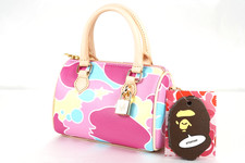 A BATHNIG APE Ladies' Goods STA CAMO MINI SHOULDER BAG 1M80290301 picture