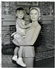 DIANA HYLAND AND CHILDSTAR TAMMY LOCKE FROM 