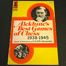 Alekhine's Best Games of Chess 1938-1945 Alexander Tartan PB 1972 Signed picture