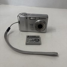 Fujifilm Digital Camera FinePix F470 6.0MP Silver Tested Clean picture
