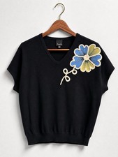 Aaeda Black Floral Appliqué Sweater XS V Neck Short Sleeve Fuzzy Flower Knit Top picture