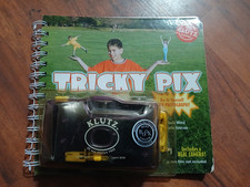 Sealed Klutz Tricky Pix Trick Photography Reusable 35 mm  purple Camera / New picture