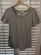 Lululemon Women’s Short Sleeve Medium Shirt picture