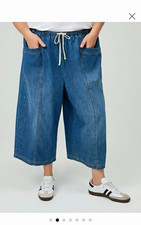 Torrid Women’s Plus 4X Blue Wide-Leg Cropped Denim Pants Pull-On Pockets picture