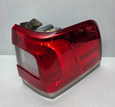 2015-2017 Lincoln NAVIGATOR Passenger Right Tail Light Quarter Panel Mounted picture