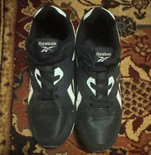 Reebok Men's Low Top Lace-Up Athletic Sneakers Black/White Colorblock Logo picture