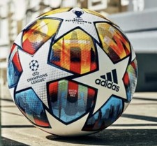 Adidas Champions League 2022-23 soccer ball finale Saint Petersburg picture