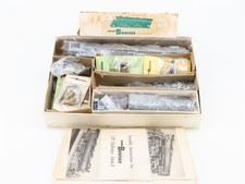 HO Scale Bowser Kit Undecorated UP 4-6-6-4 Challenger Steam Locomotive picture