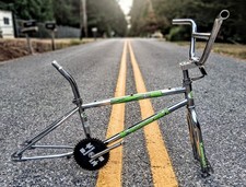 Vintage Old to Mid School Kawasaki Z1 BMX Limited Edition BIke picture
