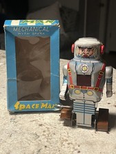 Vintage 1960s Noguchi Space Man Tin Wind-Up Robot – Rare w/ Original Box Works picture