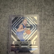 2018-19 Panini Prizm Luka Dončić Rookie Emergent RC picture