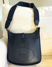 *Authentic* HERMES Evelyne 29 Noir Crossbody Bag Gold Hardware, Adjustable Strap picture