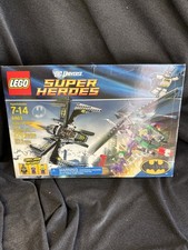 Sealed Lego DC Heroes 6863 Batwing Battle Over Gotham City Batman Joker 278 pcs picture
