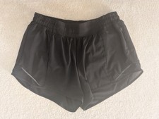 Lululemon Hotty Hot Low Rise Lined Shorts Womens Sz 8 Black 4 in Athletic Run picture