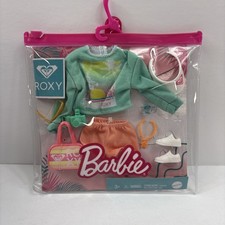 Barbie ROXY Fashion Set Beach Top Shorts Shoes Bag Camera 2020 NEW GRD59 picture