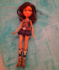 Bratz Bratz 10in Fashion Doll Wavy Brown Hair Articulated Outfit Boots picture