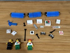 LEGO 6397 Town Octan Service Gas Station Car Wash Parts & 3 Figures picture