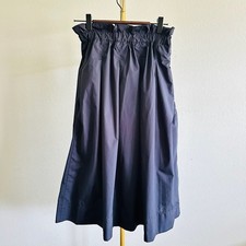 Uniqlo Navy Blue Elastic Waist Midi Skirt with Pockets - Size M (no belt) picture