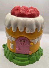 Vintage 1981 Strawberry Shortcake House Preowned Kenner American Greetings Toy picture