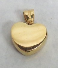 BEAUTIFUL 18K GOLD HEART PENDANT picture