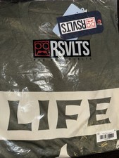 RSVLTS Men’s Jurassic Park “Life Finds A Way” Crewneck Green Tee - Size XL picture