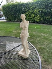 Vintage A Santini Venus 15”  Signed Sculpture Made In Italy Figure picture
