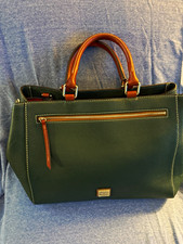Dooney & Bourke Women’s Green Pebbled Satchel Zip Brown Handles Red Lining picture