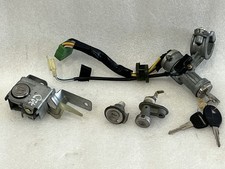 1984 1985 HONDA CIVIC SEDAN IGNITION SWITCH WITH KEY AND 3 DOOR LOCK CYLINDERS picture