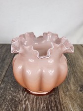 Vintage Fenton Peach Crest Double Crimped Melon Rose Bowl Vase - Romantic Decor picture