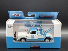 M2 1972 Dodge D-300 – Tow Truck 32500-111 1/64 picture