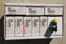 New LOT of 20 Parker Regulators picture