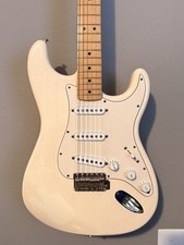 Fender Classic Series '70s Stratocaster 2000 2001 Olympic White MIM Reissue picture