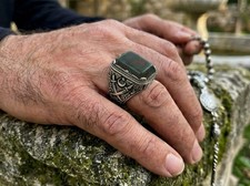 Men's Bloodstone Ring Red Green Gemstone Gothic Ornate Signet Jewelry picture