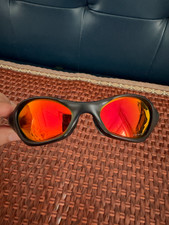 Retro Oakley Valve 1.0 Sunglasses Black Frames Red lenses picture