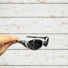 Oakley Eye Jacket Redux OO9438 Polarized Sunglasses Sliver Frame Black Lenses picture