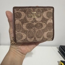 Coach Snap Wlt Sig Chnll Im Light Khaki Vobtahe Brown picture
