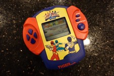 Vintage POWER RANGERS  by Tiger Handheld Electronic  Video game D9   SLIM  RARE picture