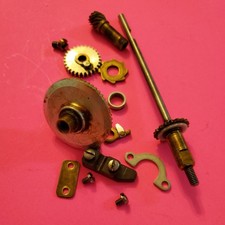 PENN 450ss Parts (Guts) - (Listing is for ONE Set) Gears, Pinion, Shaft, Dog  picture