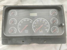 Used 2005 Freightliner fs65 7-Gauge Instrument Cluster 3321520202 picture
