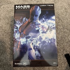BioWare Mass Effect Liara T’Soni Prototype Statue #/250 picture