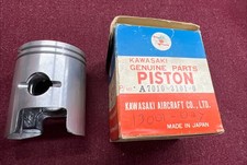 NOS KAWASAKI 13001-027 PISTON STD * A7 A7SS AVENGER - 1967 - 71 * 350cc 2-stroke picture