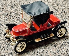 Franklin Mint Vintage 1911  Stanley Steamer Model 62 Runabout Mint Condition picture