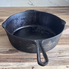 Vintage Lodge Cast Iron Fryer 4 in 1 Hammered   Flat Bottom  No Lid  10.5