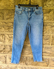 Talbots Everyday Relaxed Jean Women's Size 6P Light Wash Mid Rise Tapered Jeans picture