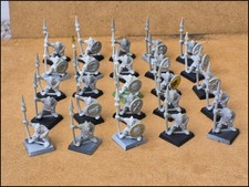 WARHAMMER NIGHT GOBLINS + SPEARS x 25 Games Workshop Citadel Miniatures Vintage picture