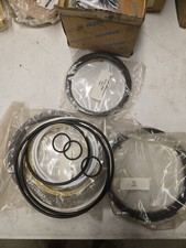 707-99-77300 Boom Cylinder Seal Kit Fits Komatsu PC800-7 (Bx66) picture