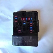 2016-2017 Nissan Altima Engine Fuse Box Assembly OEM picture