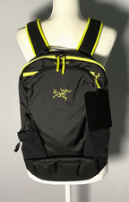 Arc'teryx Mantis 16 Black Backpack NWT picture